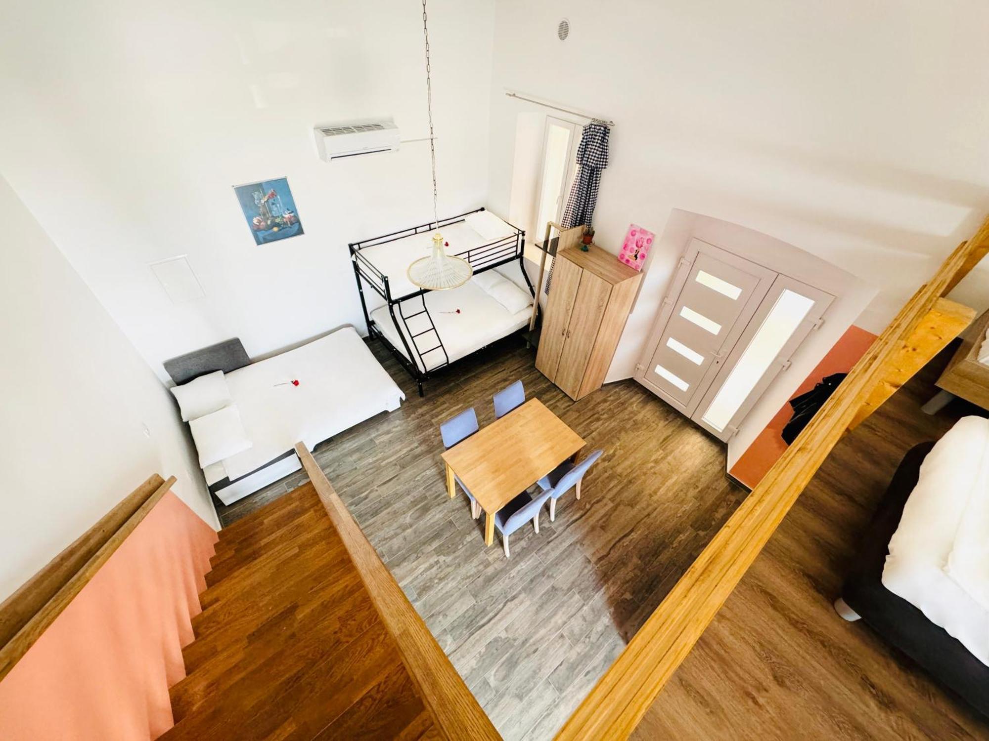 Apartma Riviera Πιράν Εξωτερικό φωτογραφία